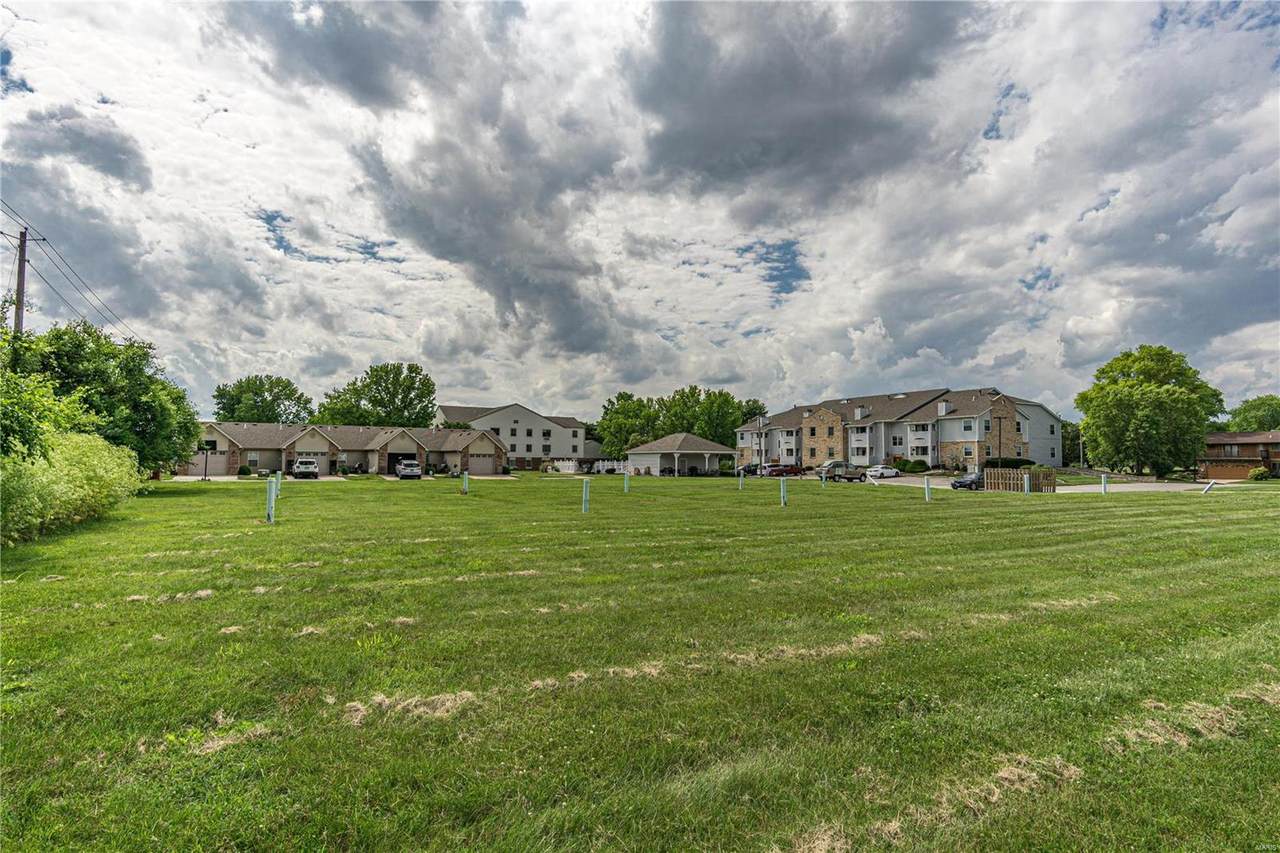 2689 Westmoreland Drive - Photo 1