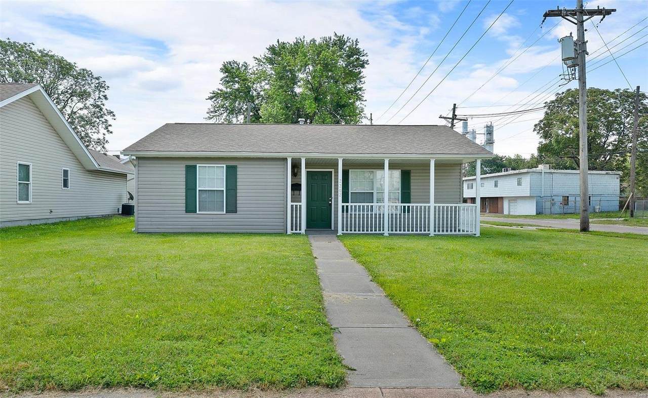 2202 Washington Avenue - Photo 1