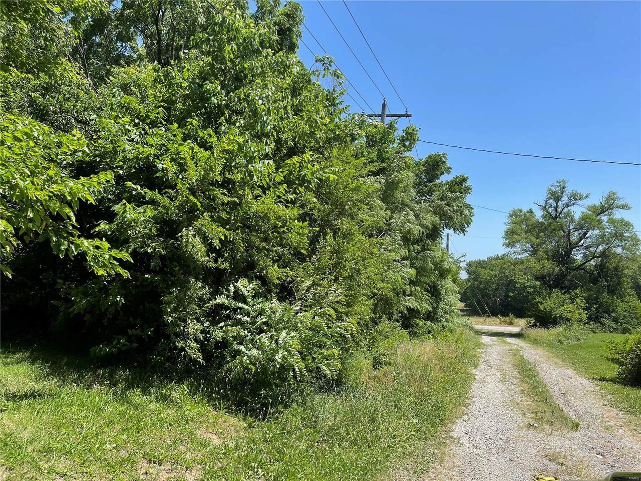 719 Mayfield - Photo 1