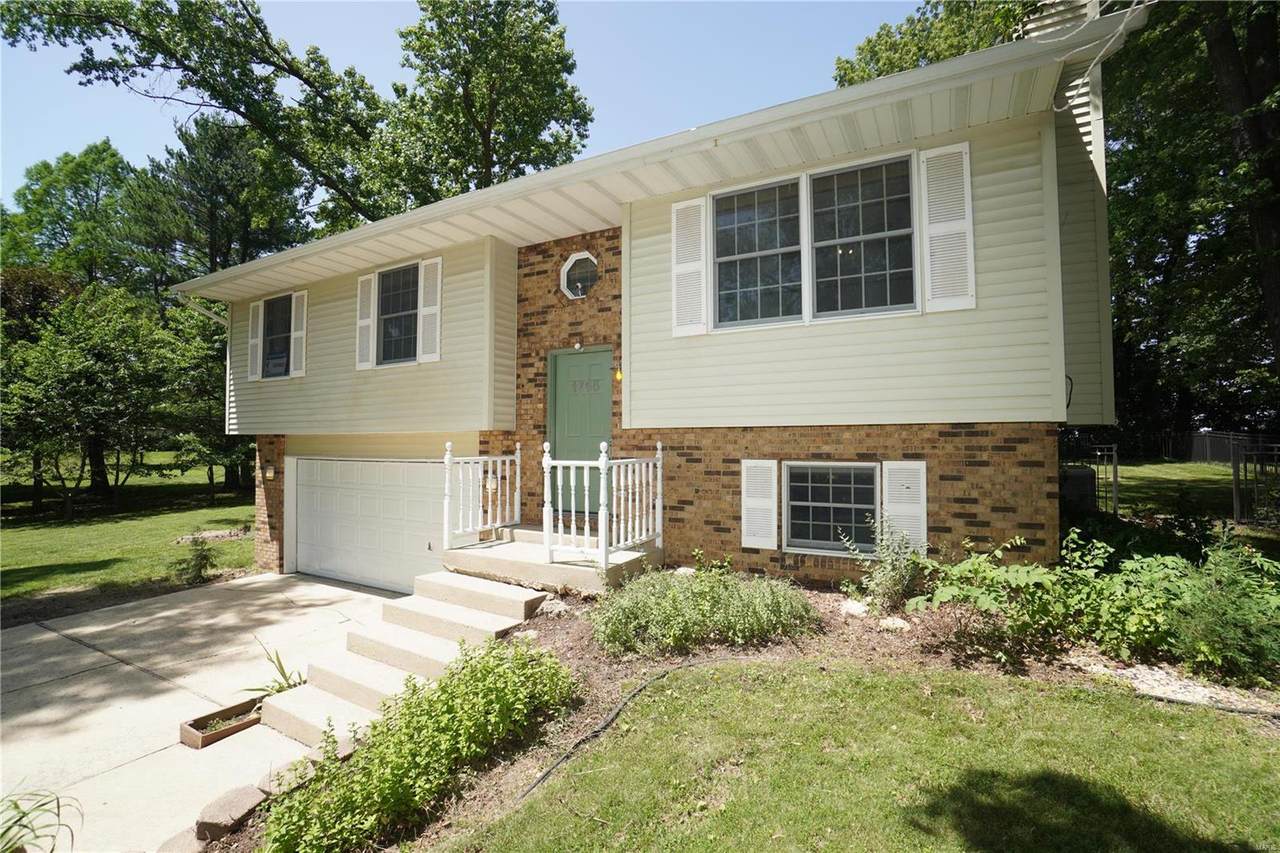 1755 Fountainbleu Dr - Photo 1