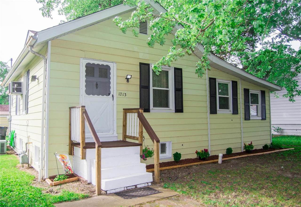 1713 Lasalle Street - Photo 1