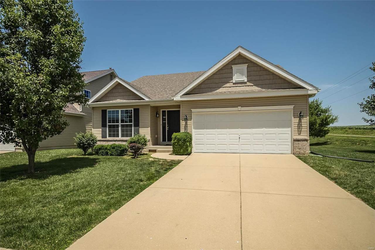 3060 Wye Oak Drive - Photo 1