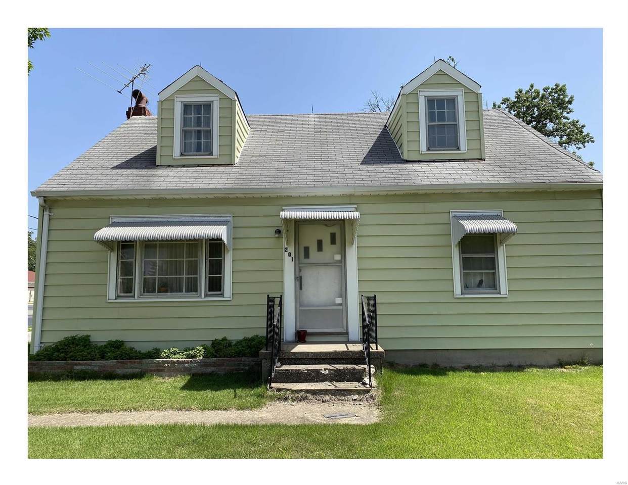 201 Mcmenamy Road - Photo 1