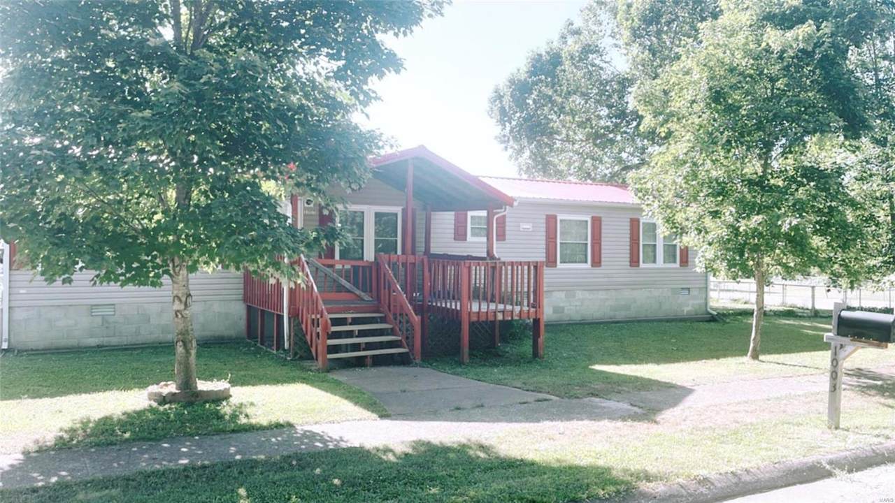 1003 7th Street - Photo 1