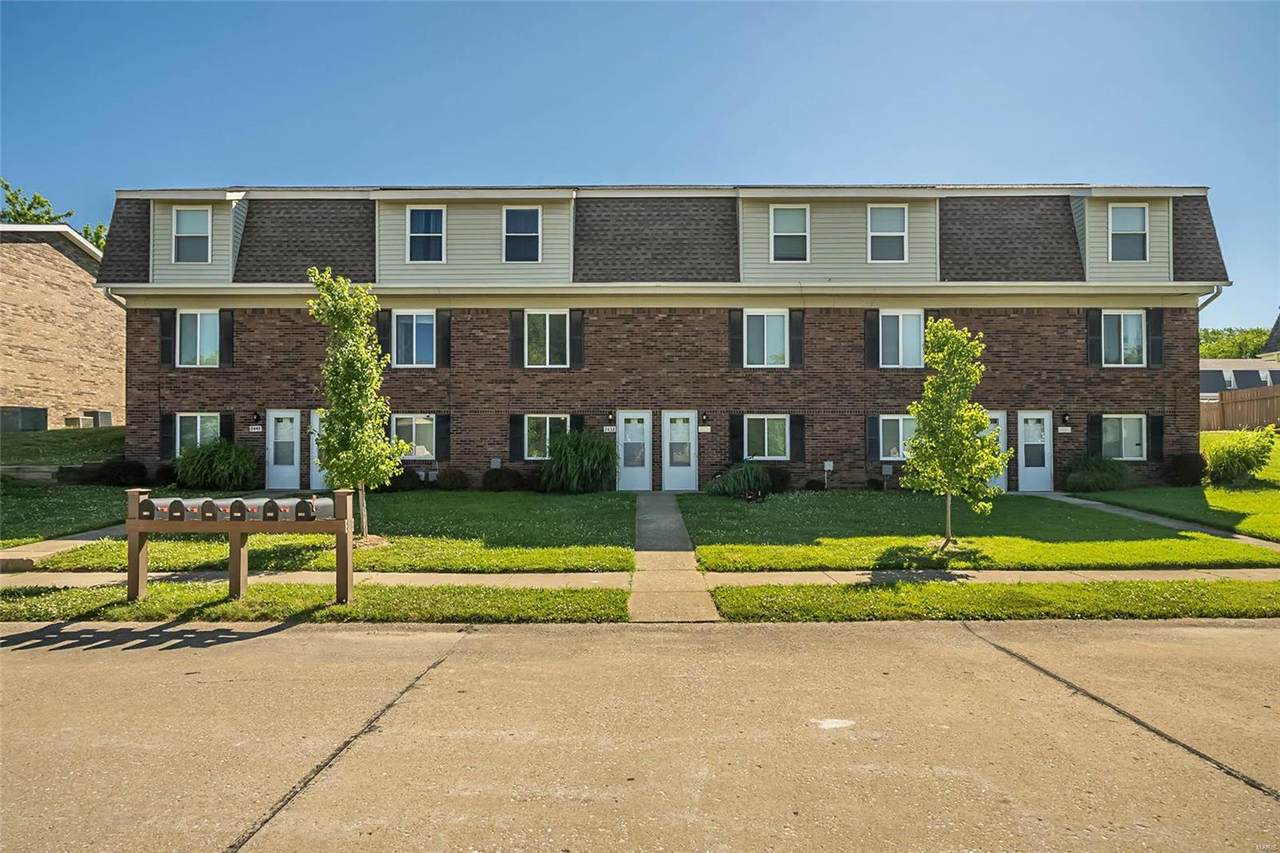 2438 Falcons Way - Photo 1
