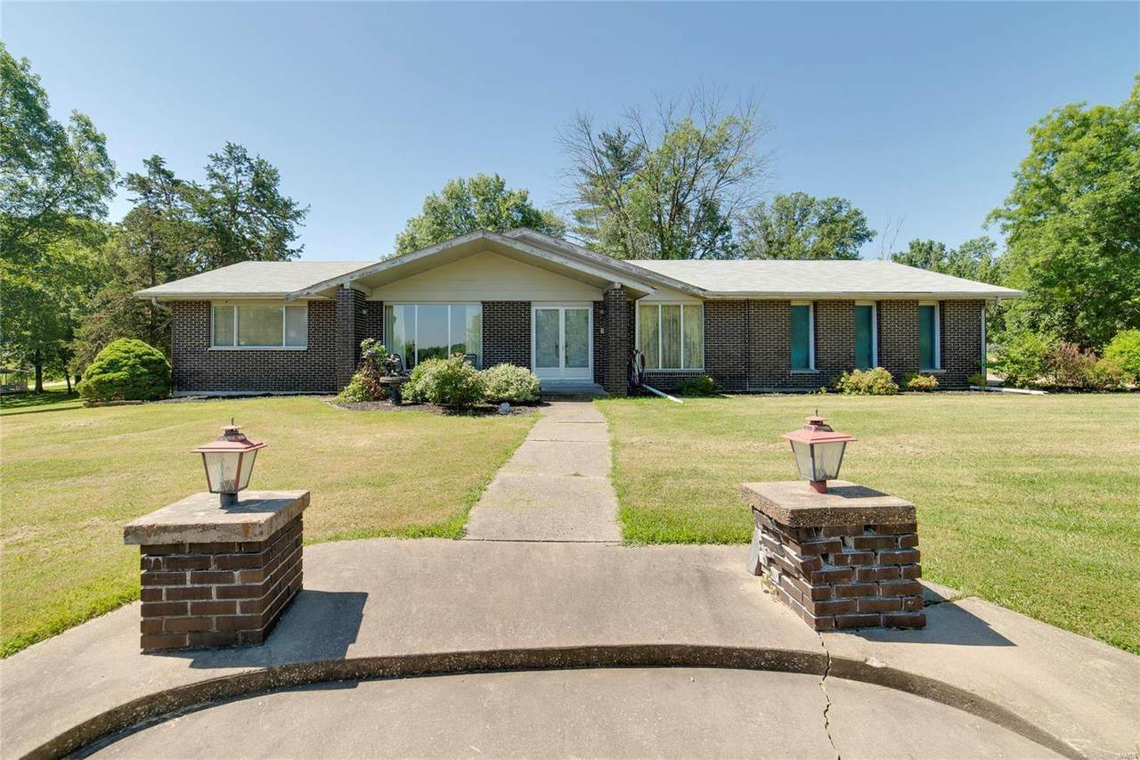 3108 Darryl Drive - Photo 1