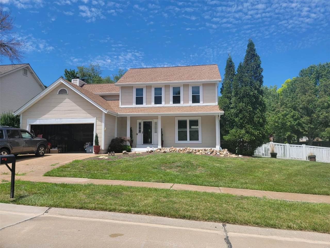 1039 Oakwood Farms Lane - Photo 1