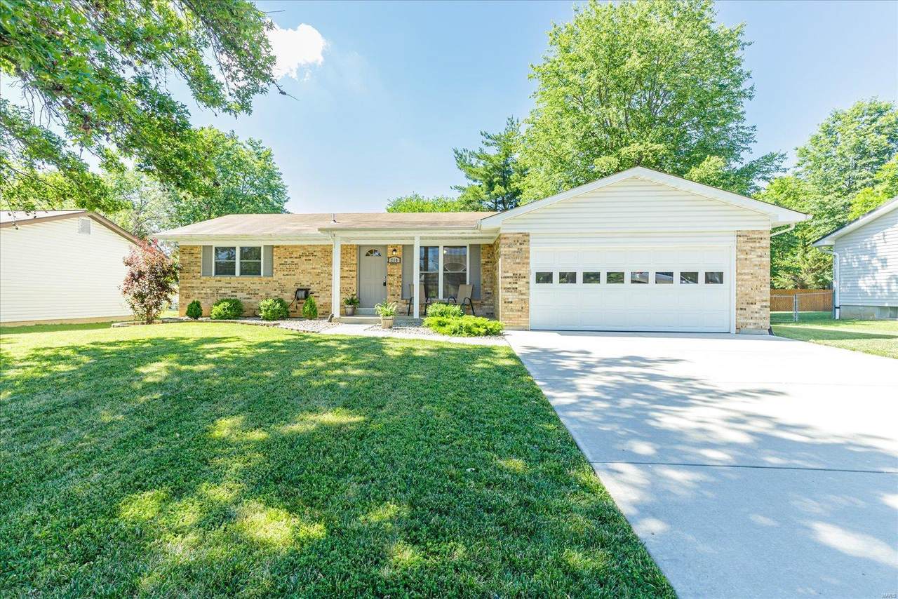 710 Blackberry Lane - Photo 1