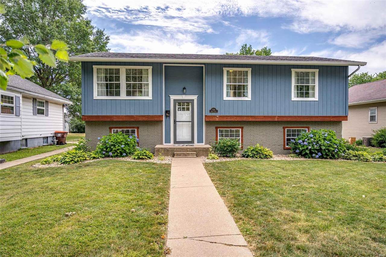 516 Henry Street - Photo 1