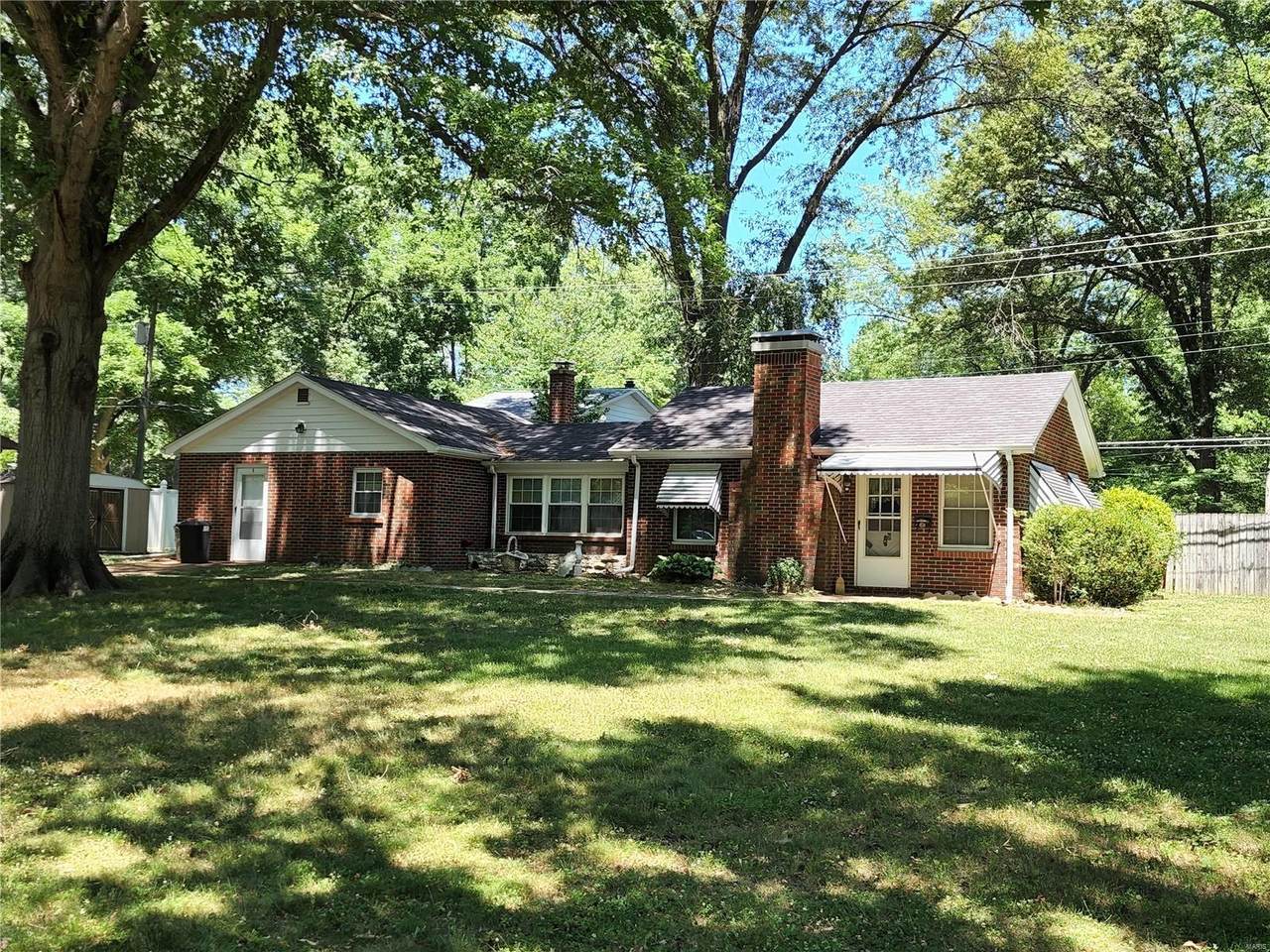 9 Elm Drive - Photo 1