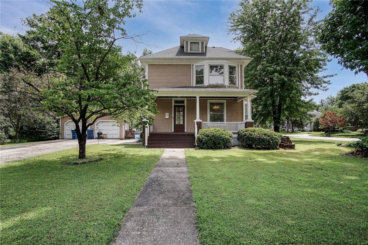 930 Holyoake Road - Photo 1