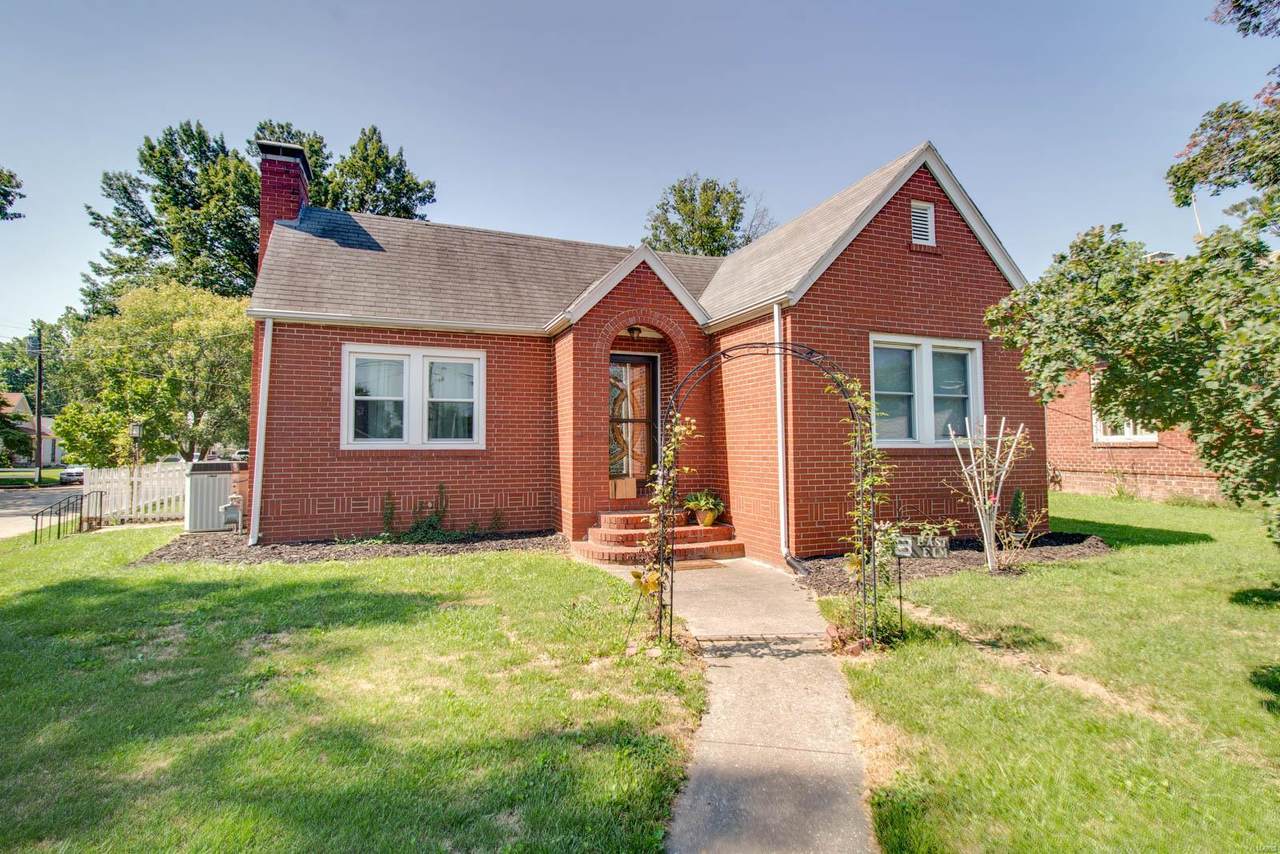 9 Elm Street - Photo 1
