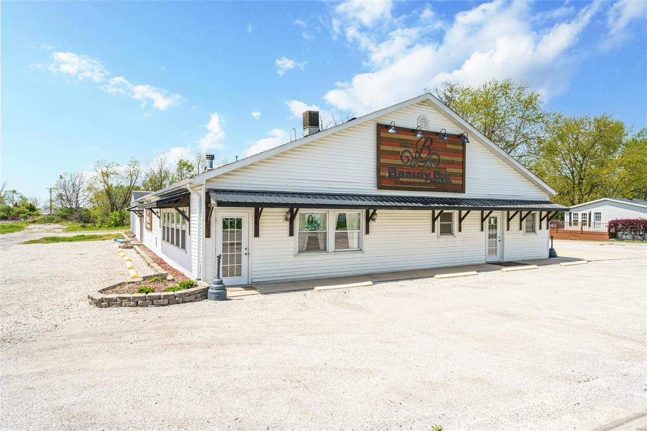 403 Corwin Street - Photo 1