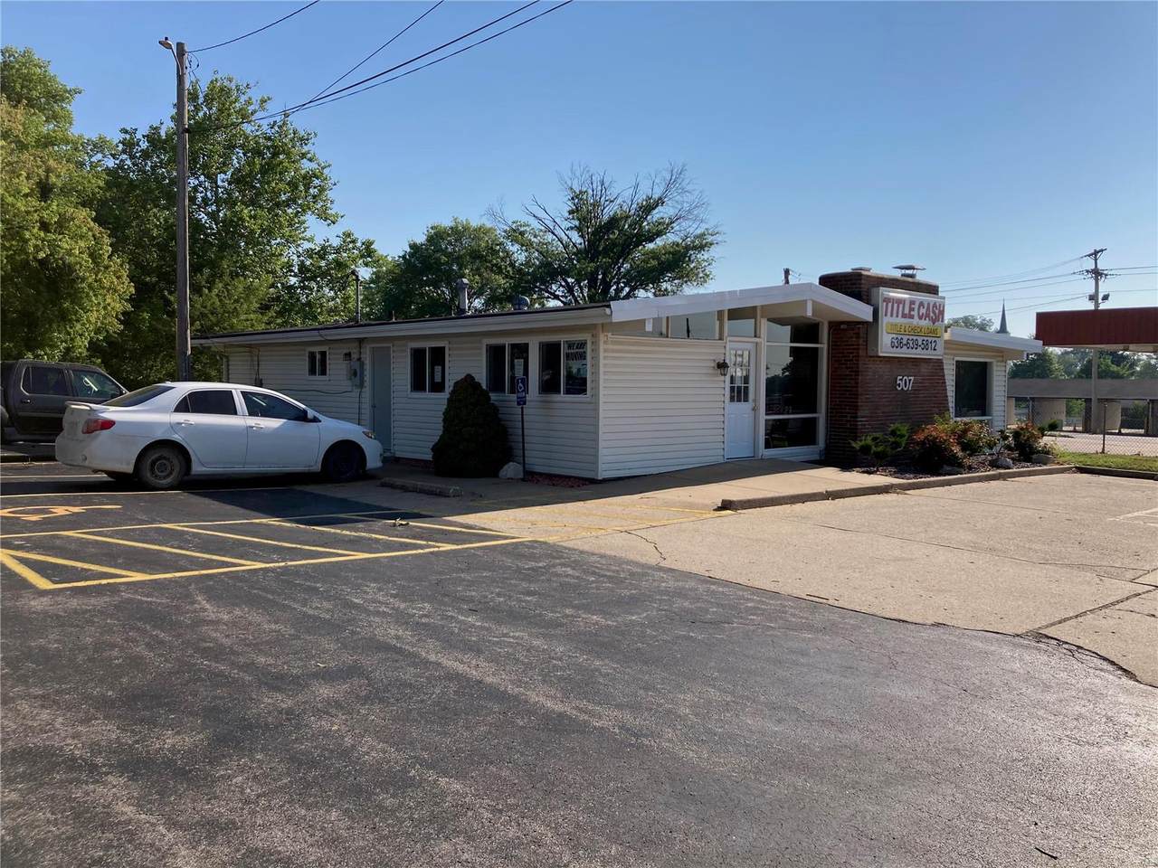 507 Pearce Boulevard - Photo 1
