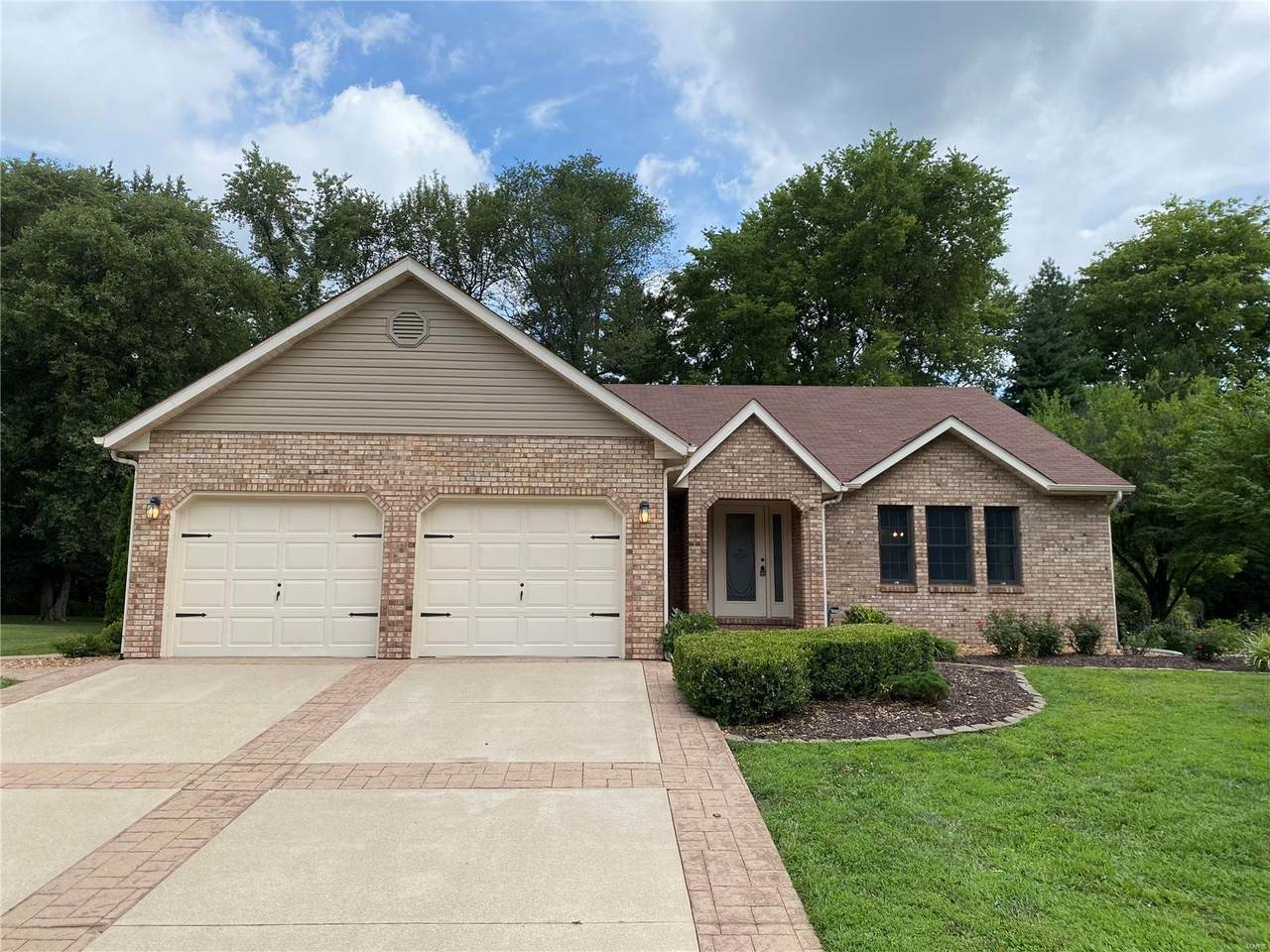 310 Barrett Lake Drive - Photo 1