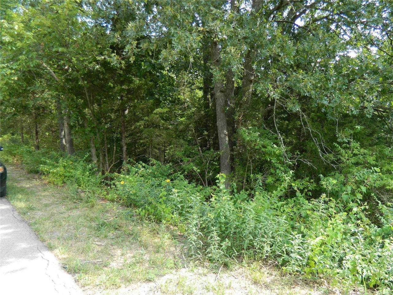 10 Oakbrook Drive - Photo 1