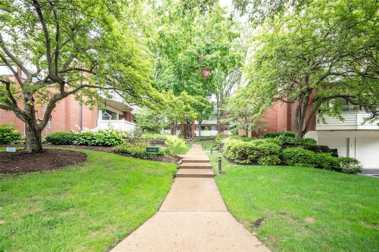 5579 Waterman Boulevard - Photo 1