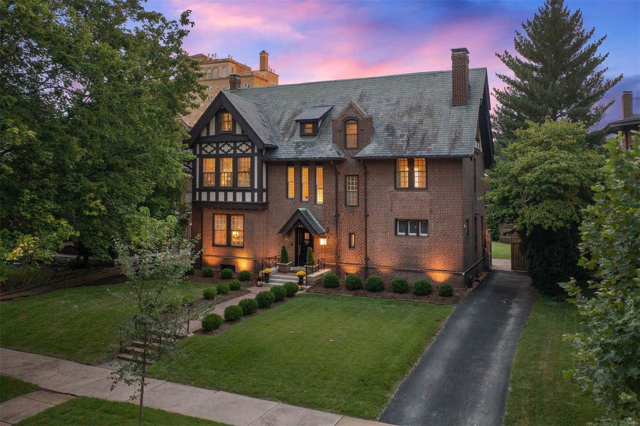 40 Waterman Place - Photo 1