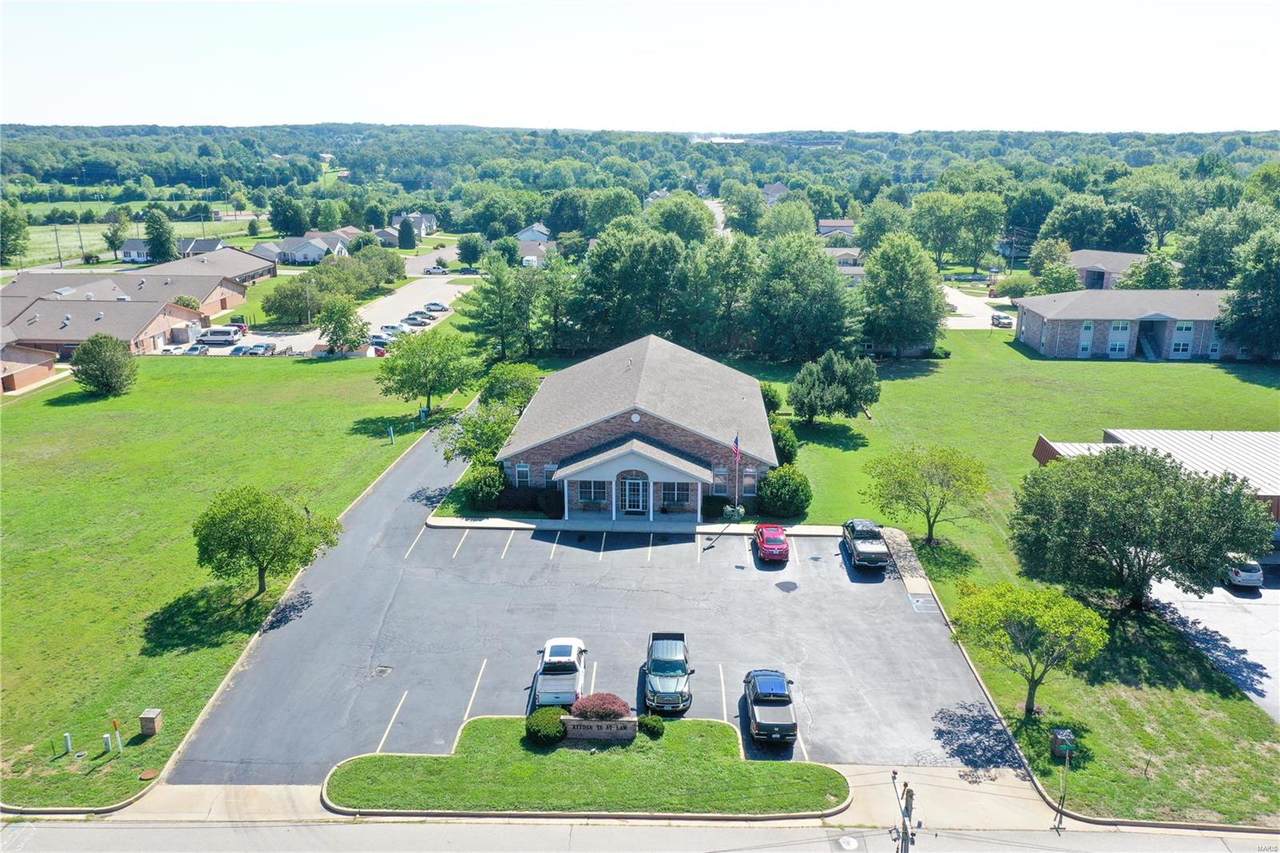 299 Theresa Street - Photo 1