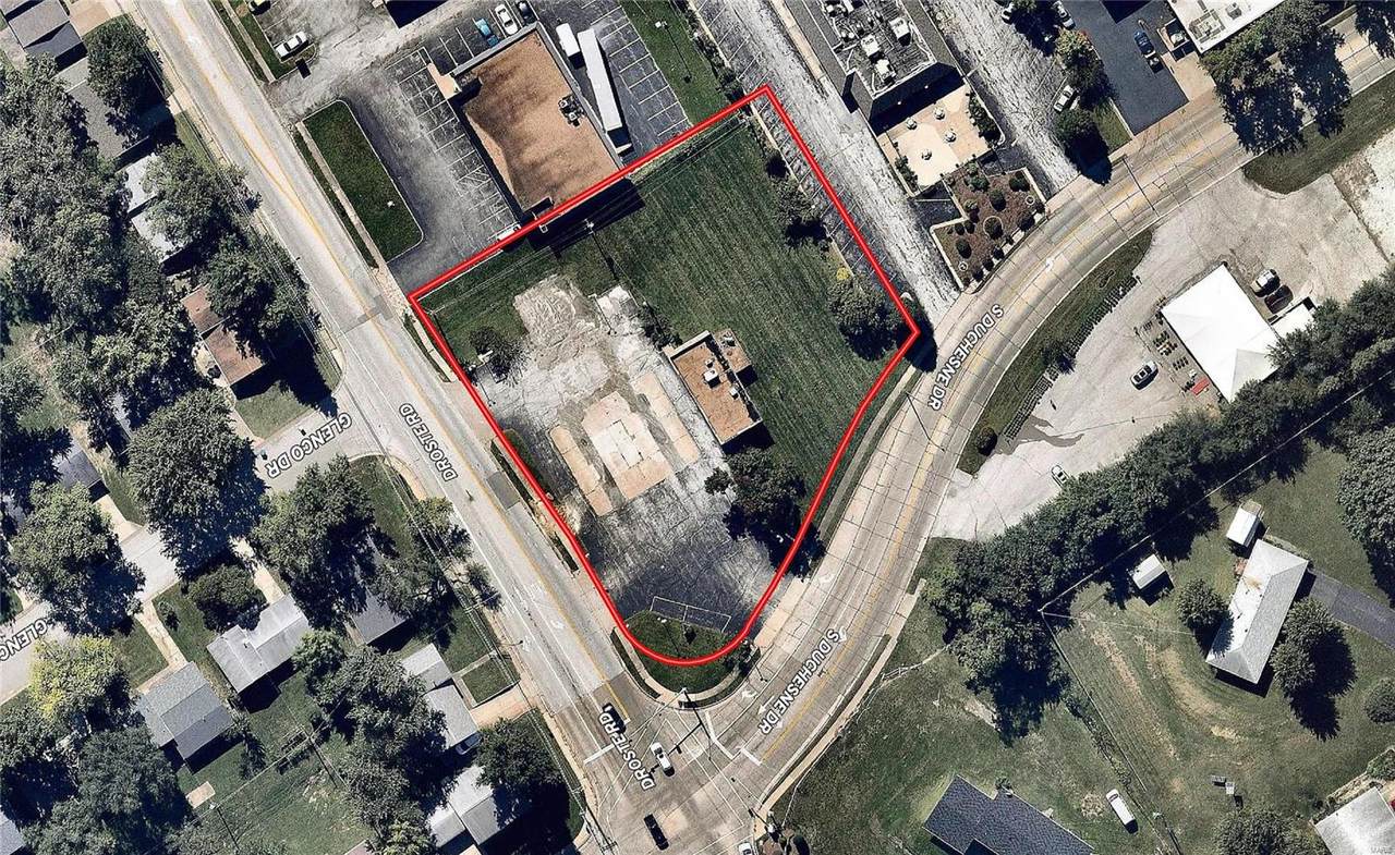 2305 Droste Road - Photo 1