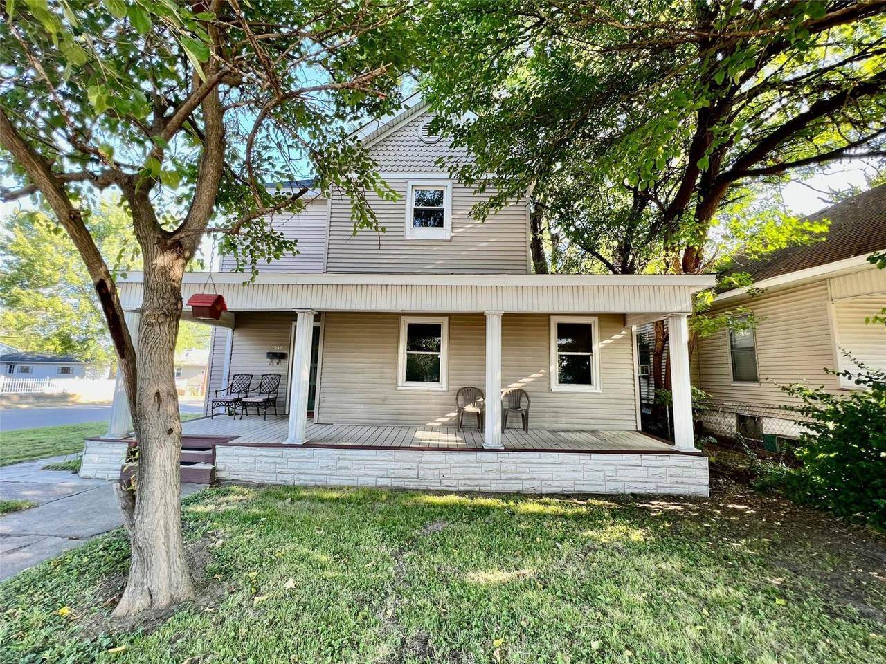 207 Penning Avenue - Photo 1