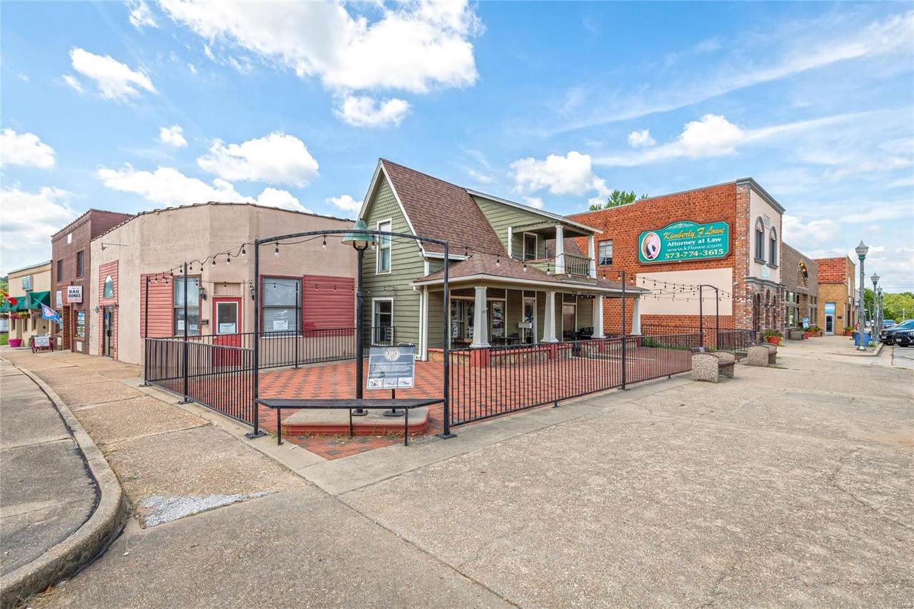 103 Benton Street - Photo 1