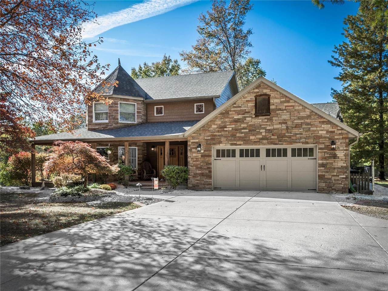8801 Rosewood Hills Drive - Photo 1