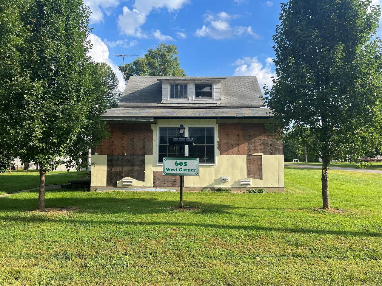 605 Garner Street - Photo 1