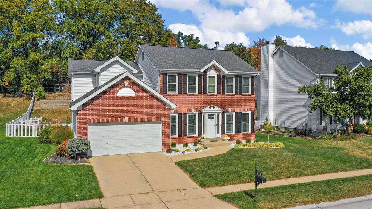 462 Westglen Village Drive - Photo 1