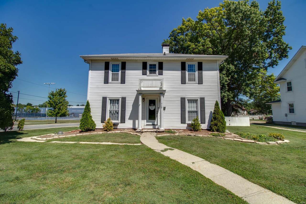 713 State Street - Photo 1