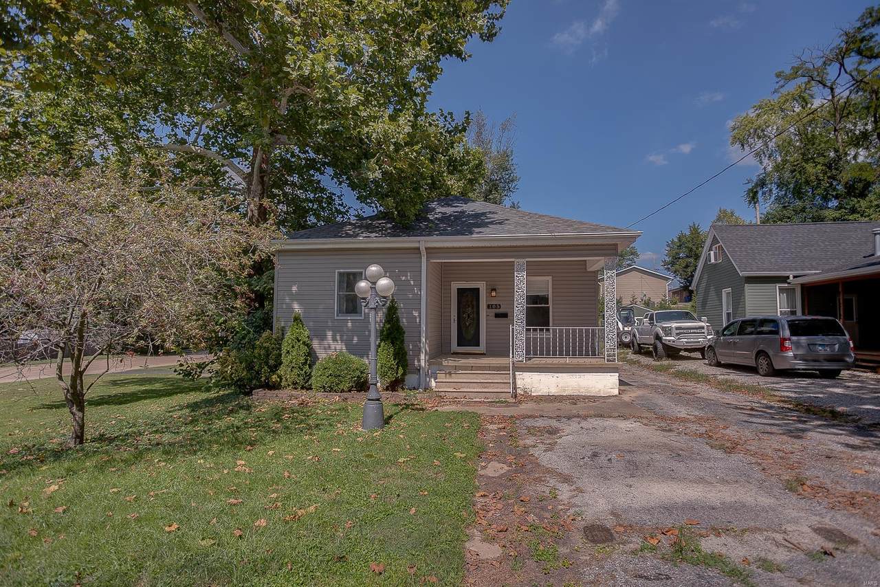 105 Johnson - Photo 1