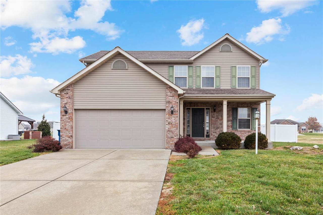 137 Westmoreland Drive - Photo 1