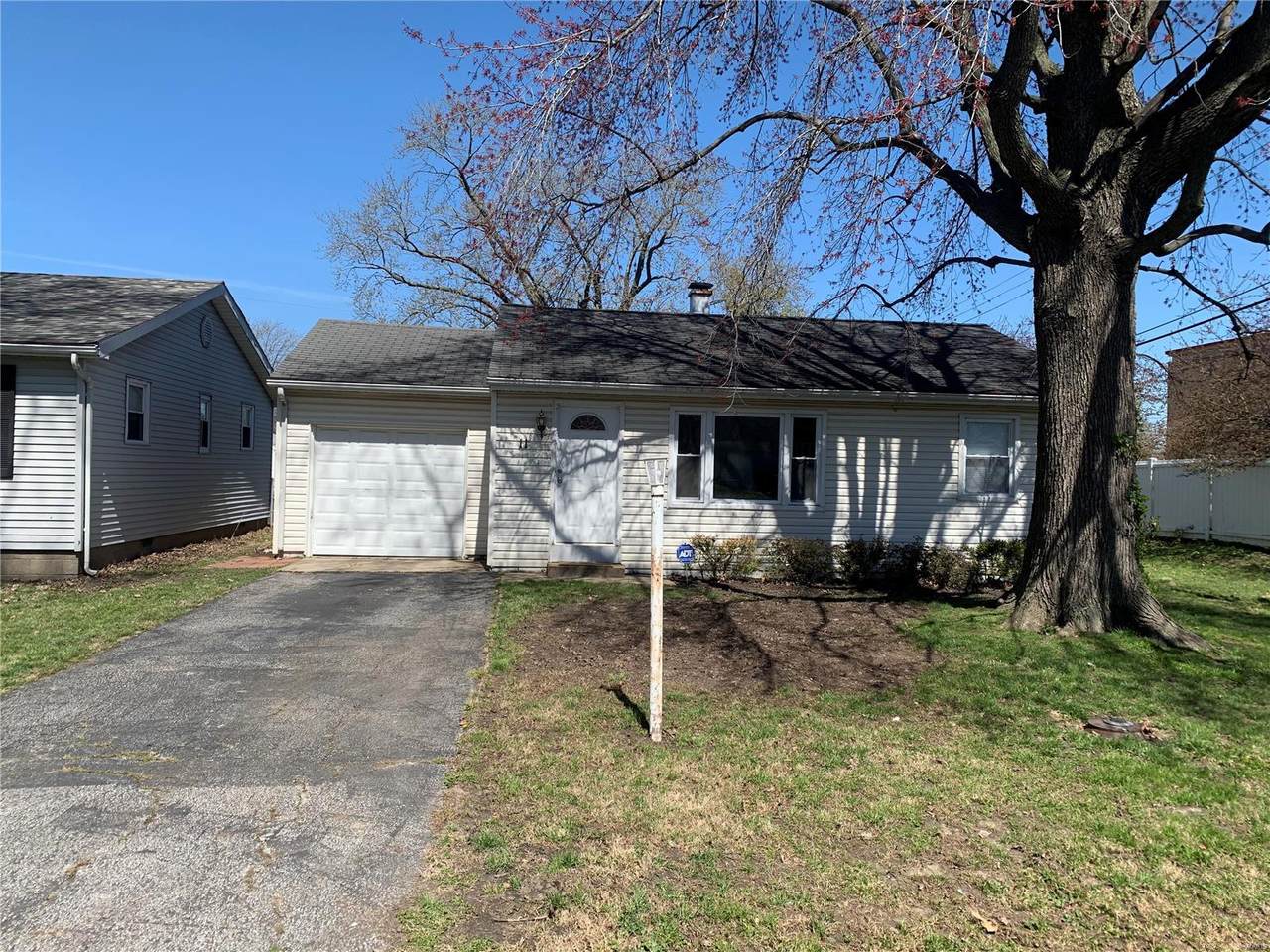 11 Stites Avenue - Photo 1