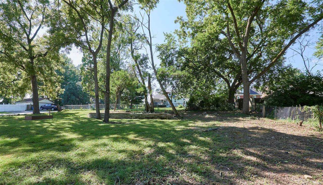 2617 Burns Avenue - Photo 1