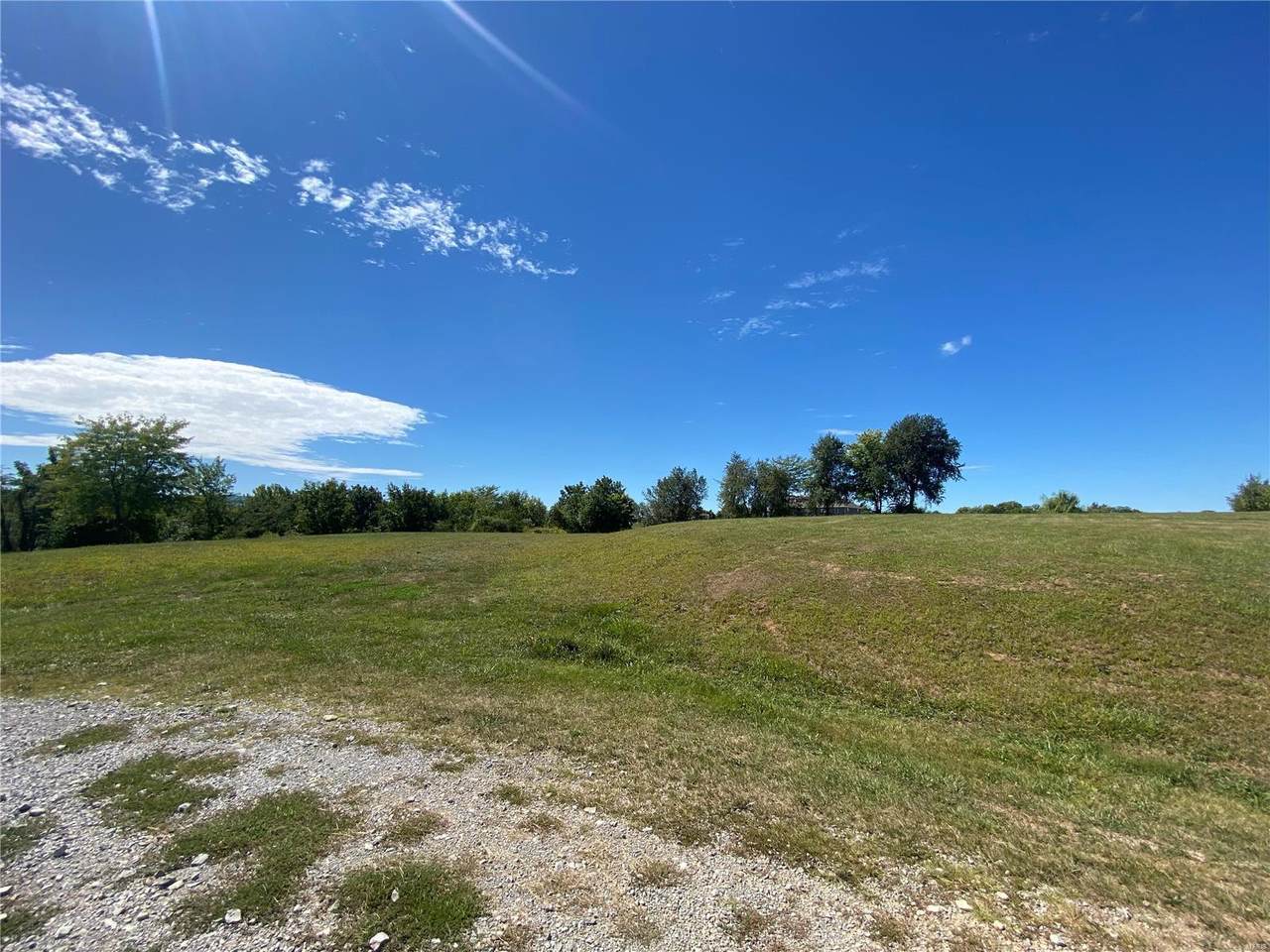 27 Eleven Point Road - Photo 1