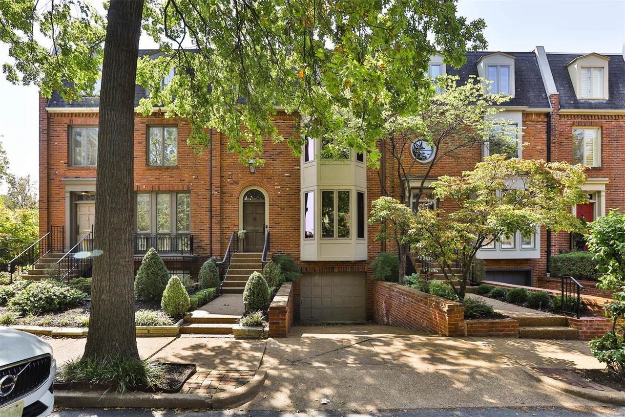 4504 Pershing Place - Photo 1