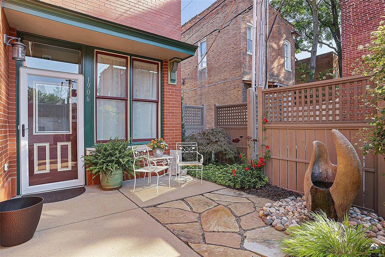 1906 Kennett Place - Photo 1