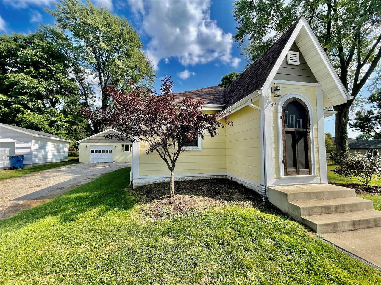 418 Main Street - Photo 1