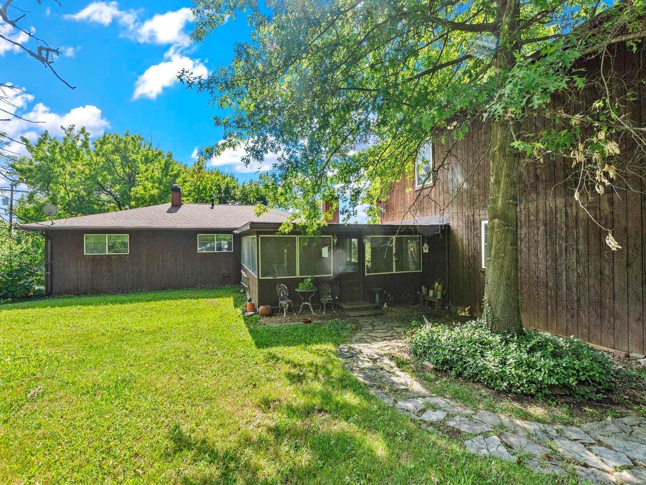 978 Sugarloaf Hill Road - Photo 1