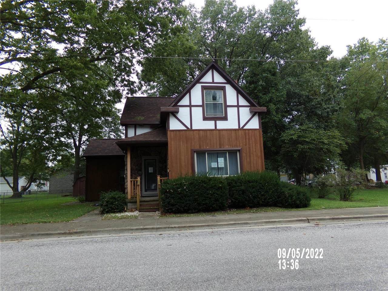 508 W Madison Street - Photo 1