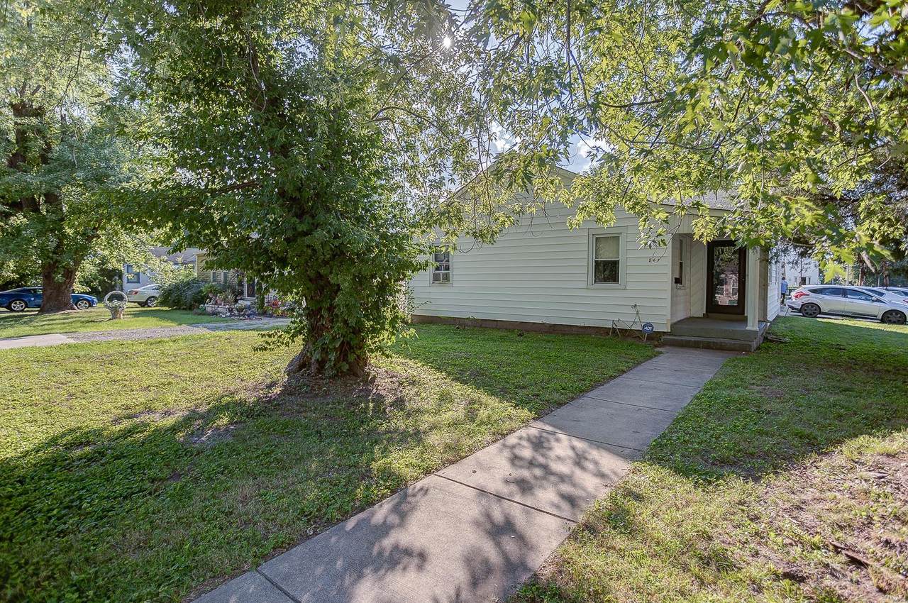 861 Pershing Street - Photo 1