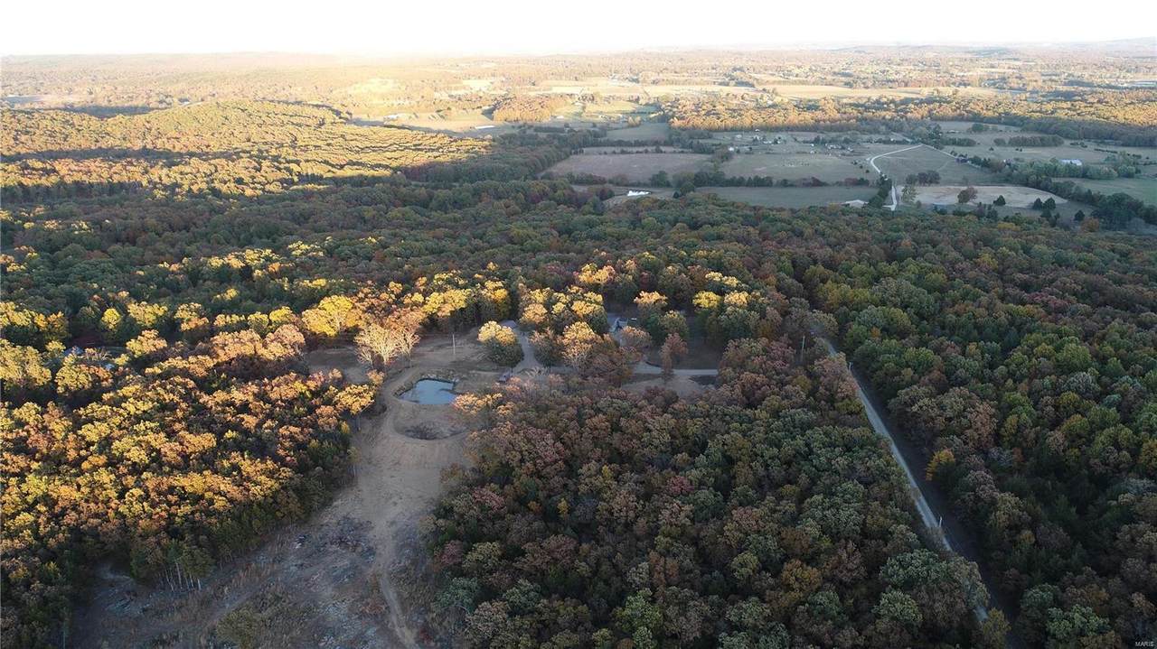 4020 Mark Twain Road - Photo 1