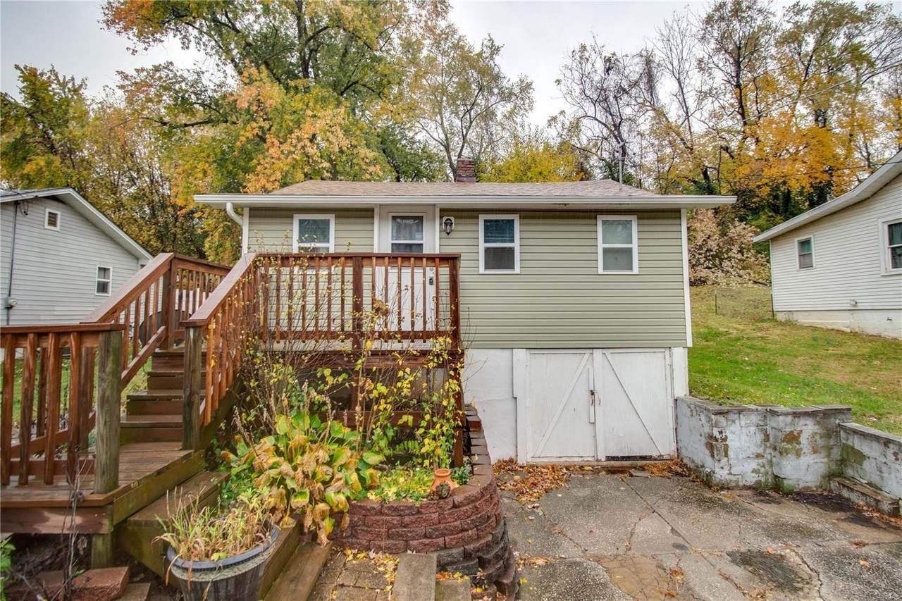 620 Sheppard Street - Photo 1