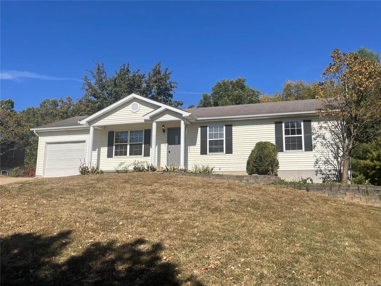 511 Olive Street - Photo 1
