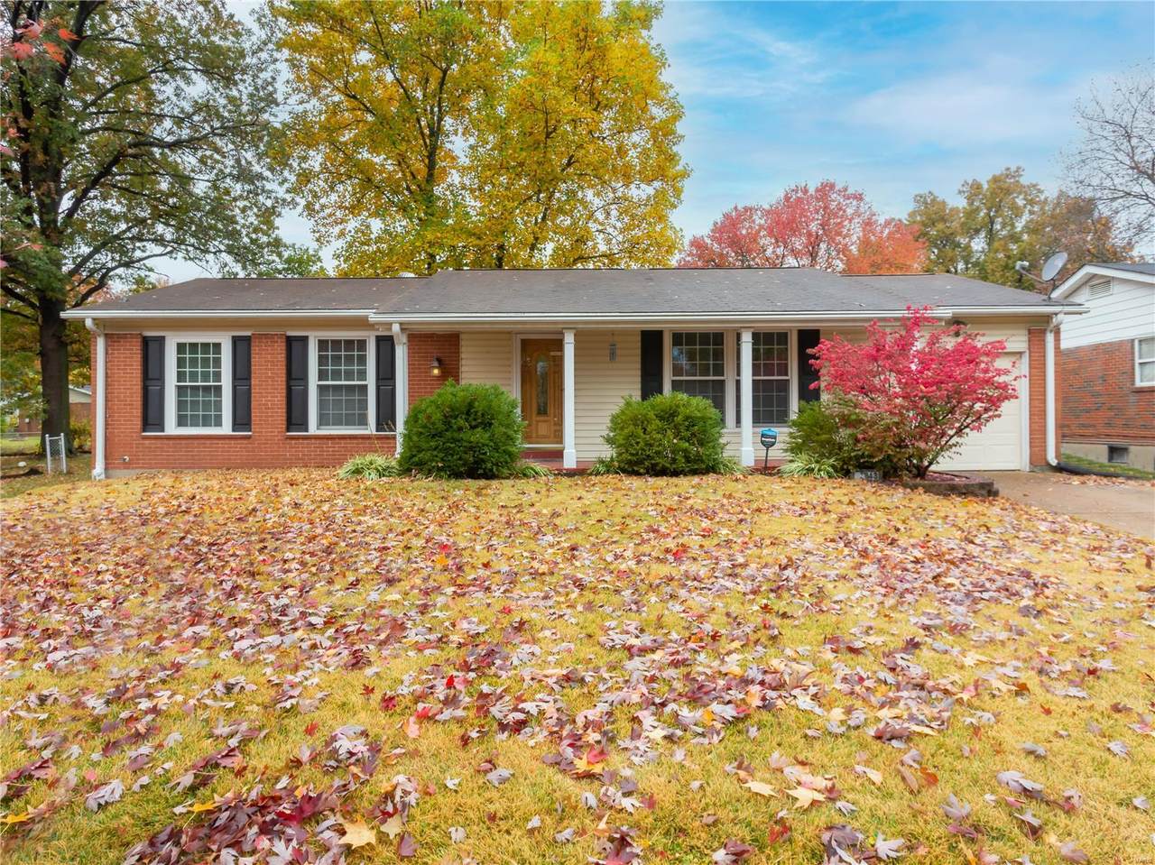 2843 Aberdeen Drive - Photo 1