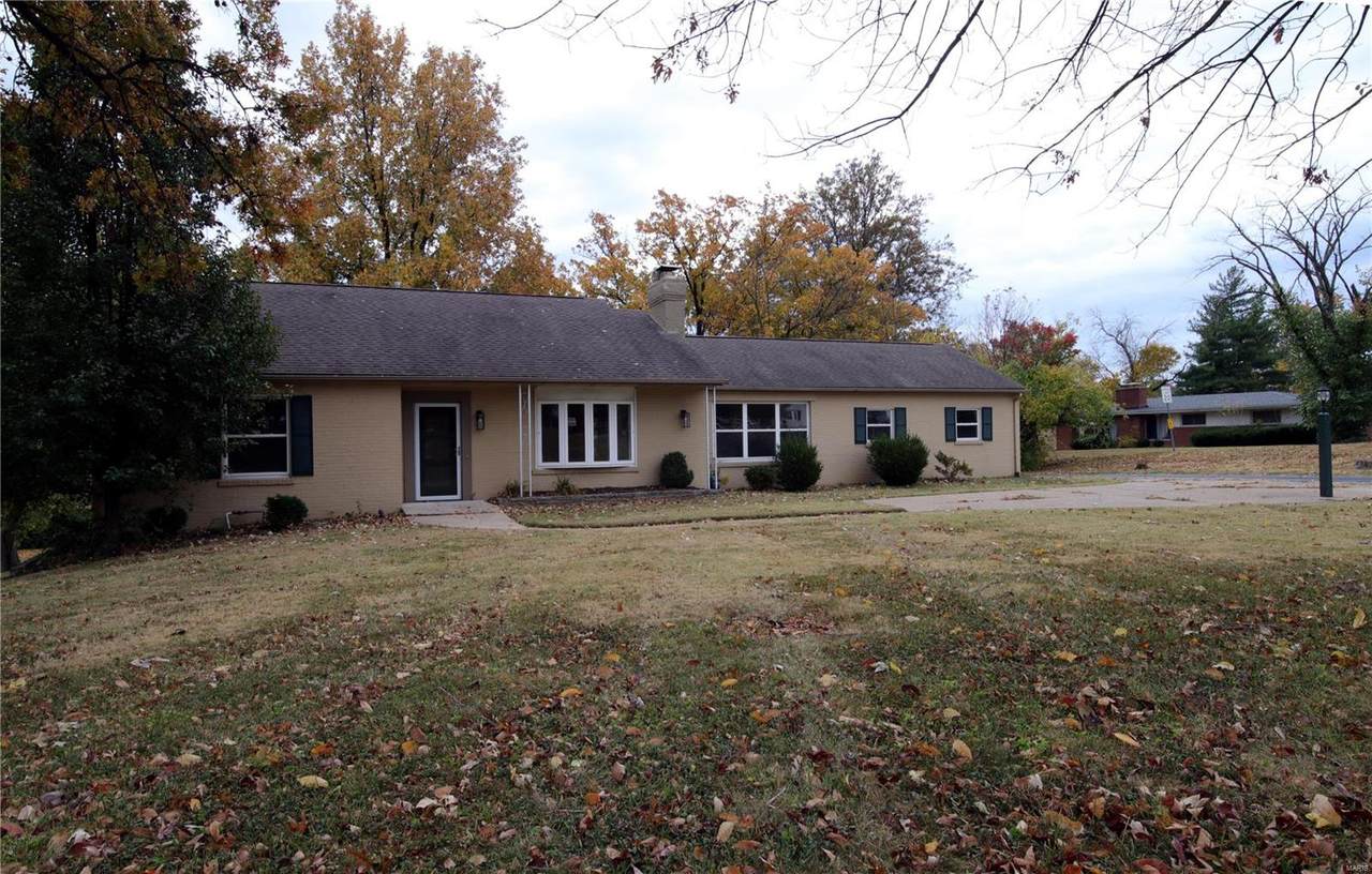 11160 Olive Boulevard - Photo 1