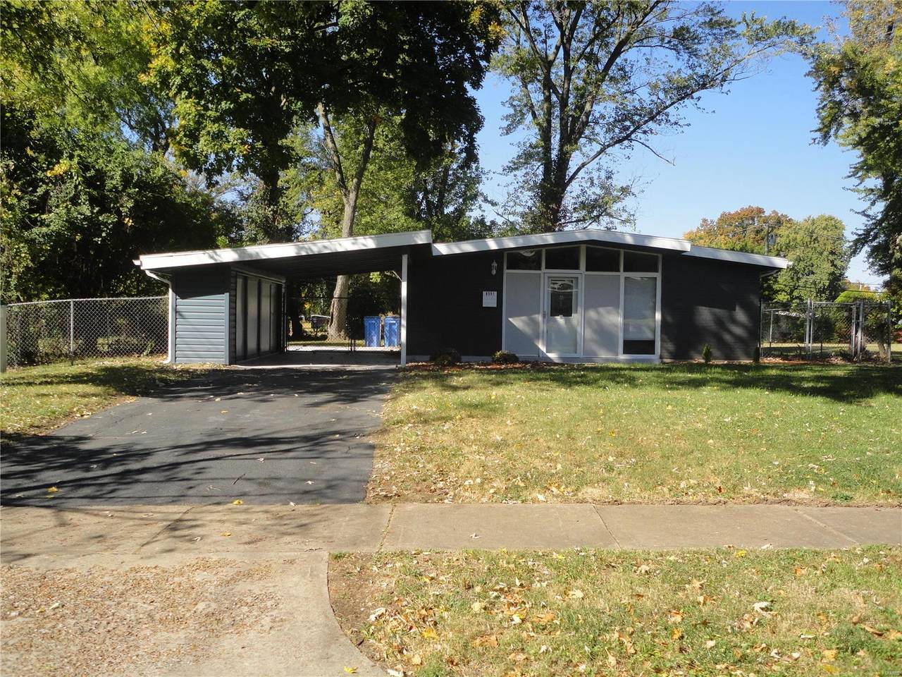 6551 January Avenue - Photo 1