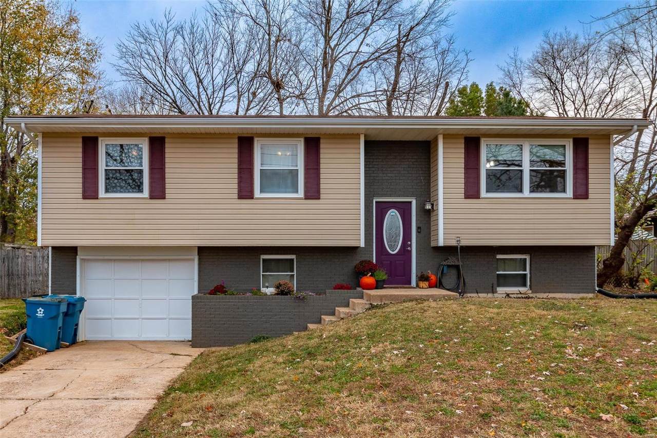 932 Vernon Avenue - Photo 1