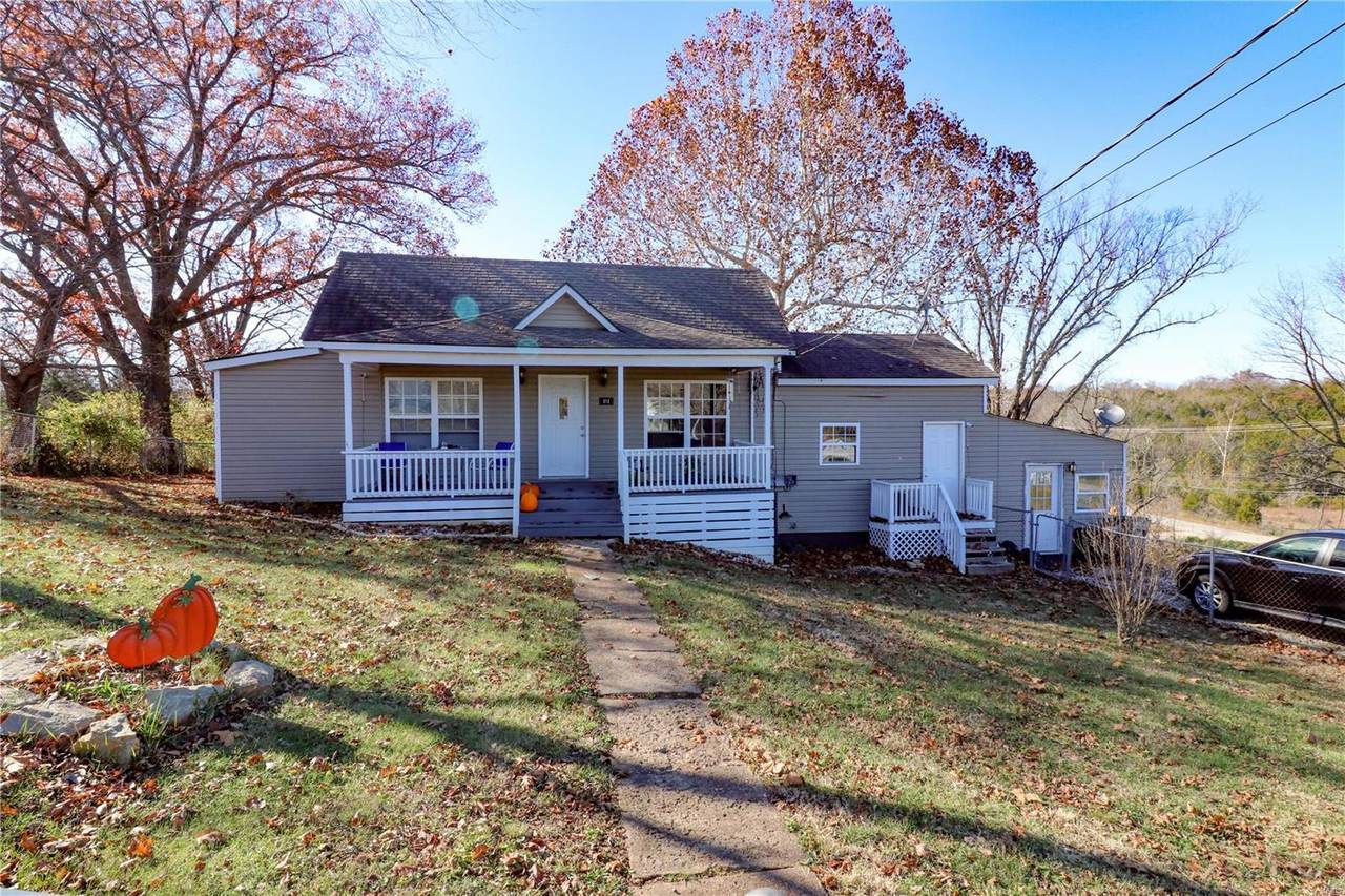 513 West Street - Photo 1