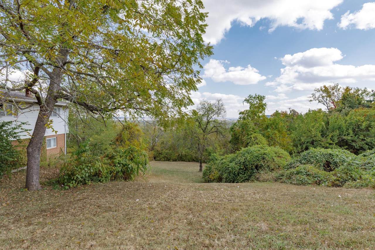 1016 Mill Drive - Photo 1